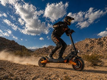 Kamikaze G2 Electric Scooter, 1200 W, 740 Wh, 60 km Range, Turn Signals